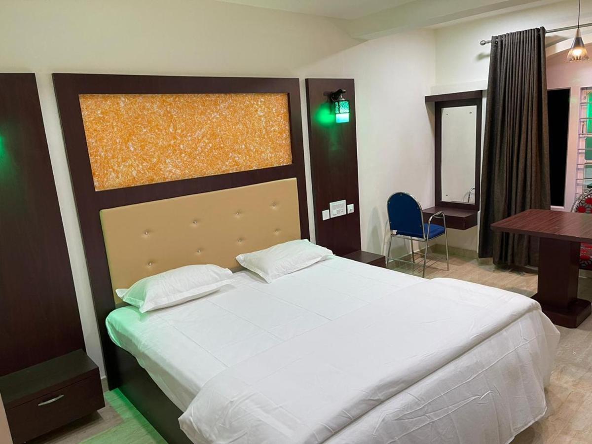 Hotel Bassac Residency Changanācheri Exterior foto